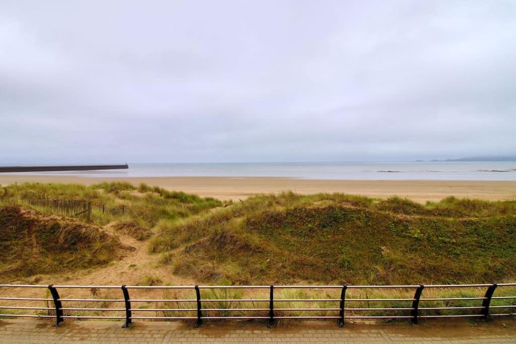 Holiday home Bayview House By Mgroupsa - Free Parking, On The Sea Front, Close To Marina *