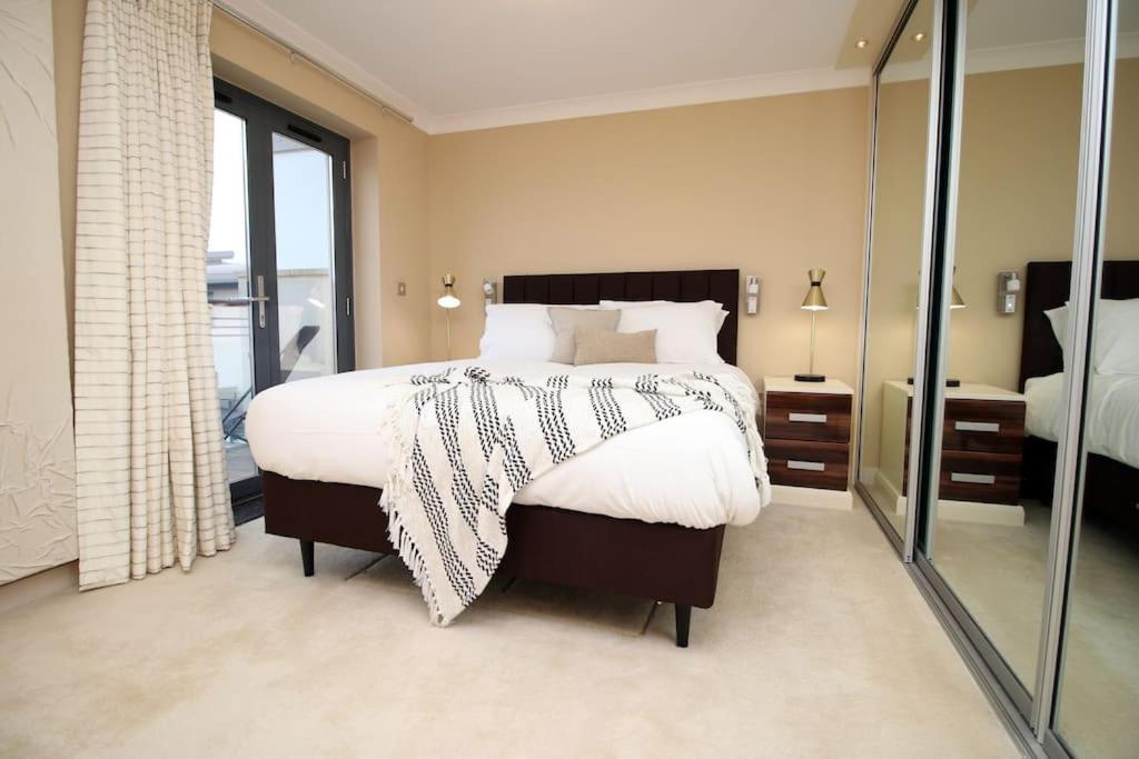 Bayview House By Mgroupsa - Free Parking, On The Sea Front, Close To Marina Holiday home *